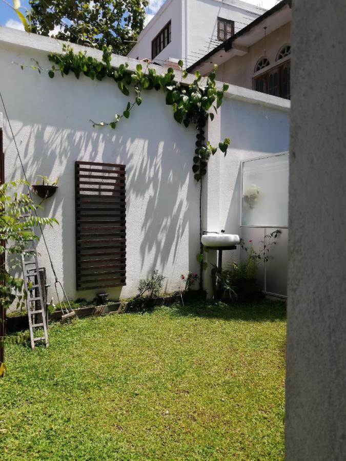 Apartamento Ibis Udawalawe Exterior foto