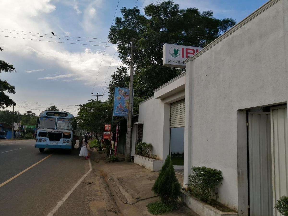 Apartamento Ibis Udawalawe Exterior foto